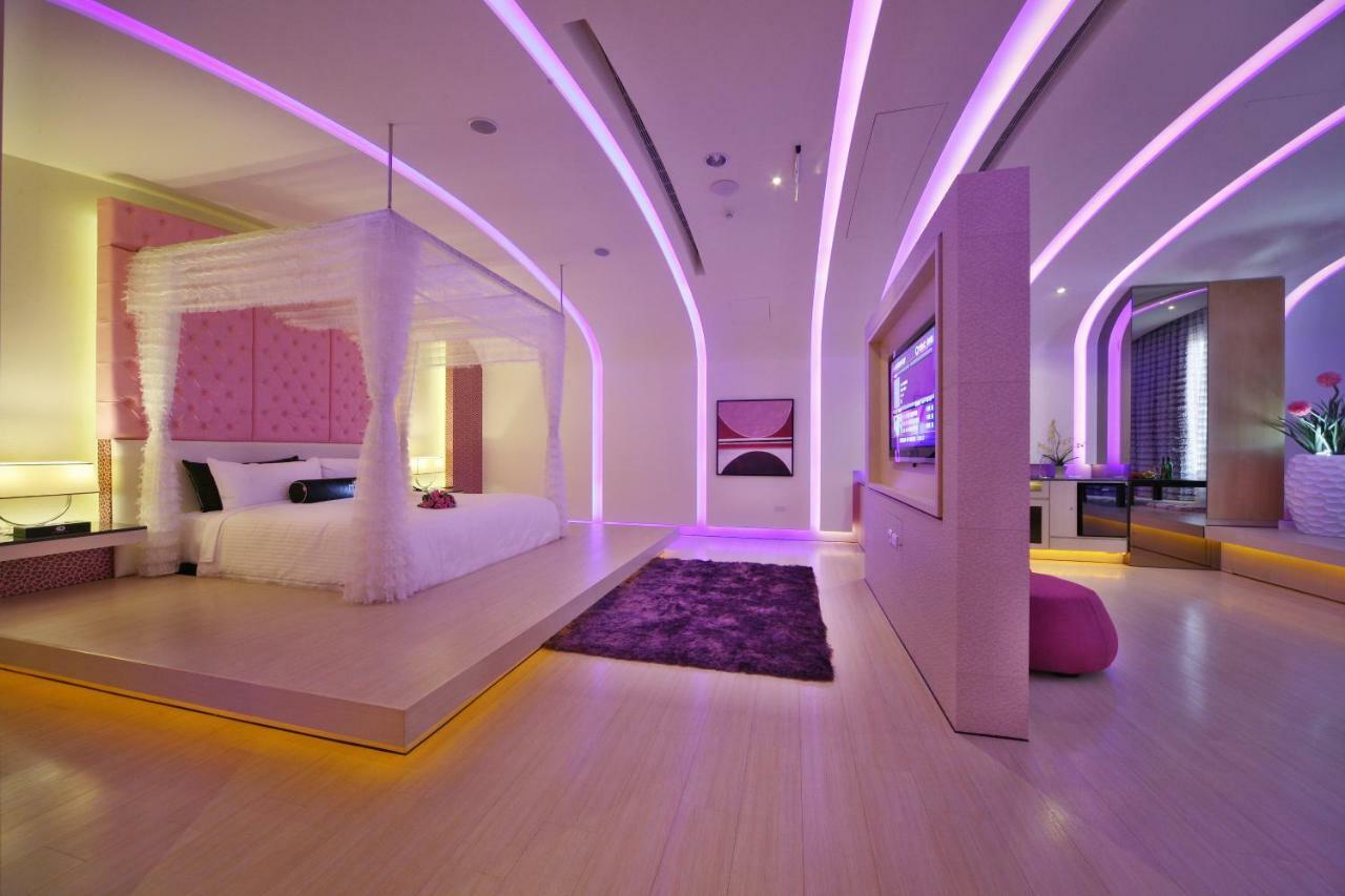 Doule Motel Taichung Exterior foto