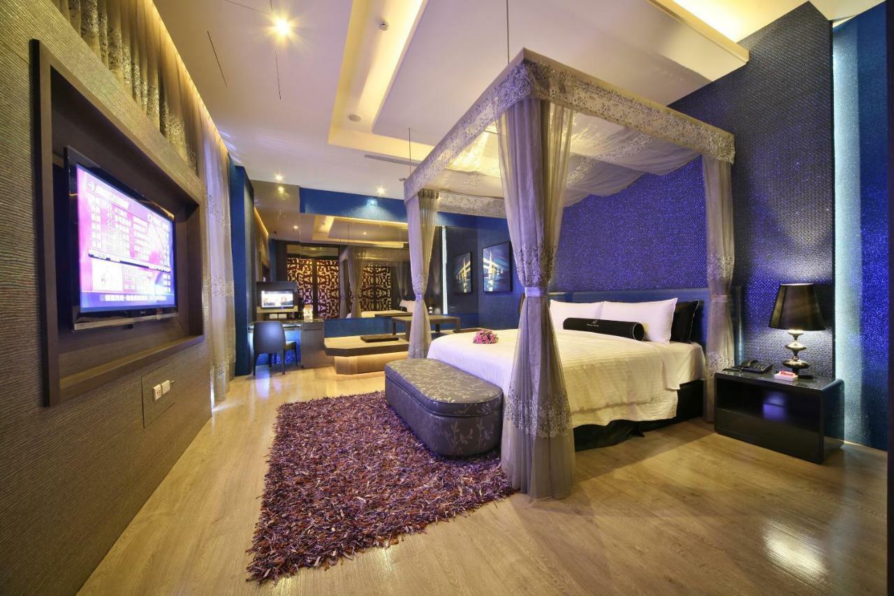 Doule Motel Taichung Exterior foto