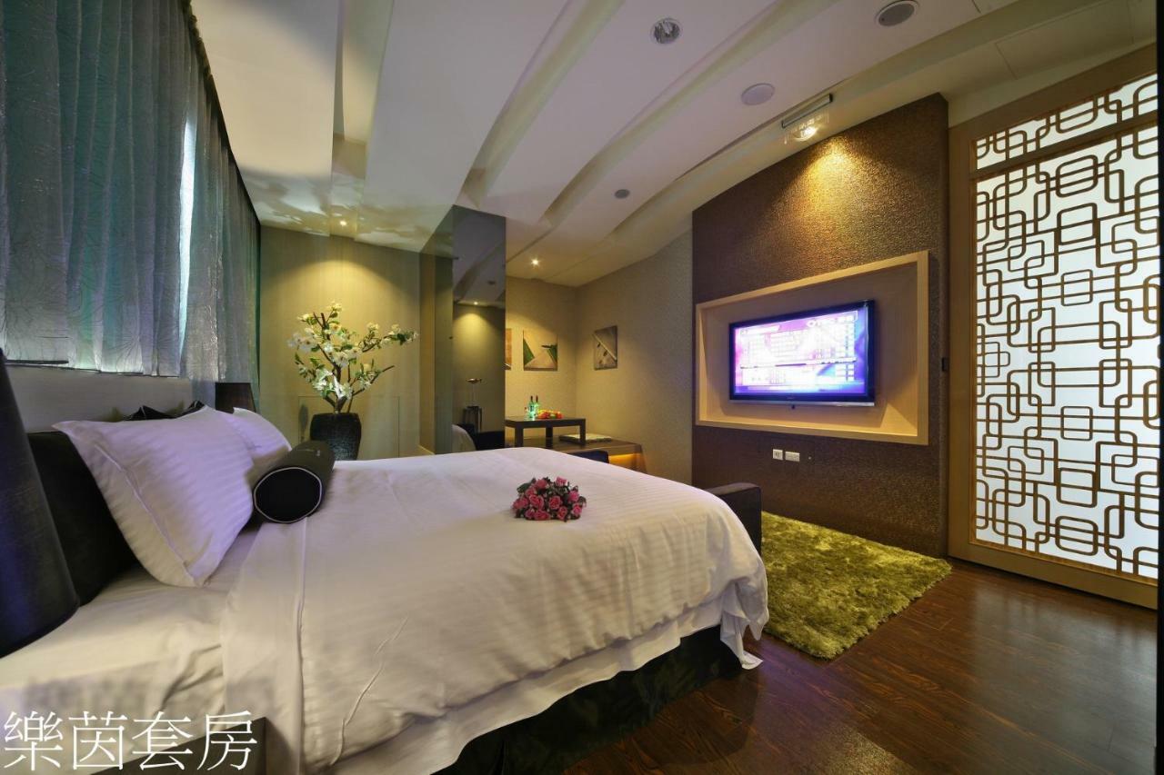 Doule Motel Taichung Exterior foto